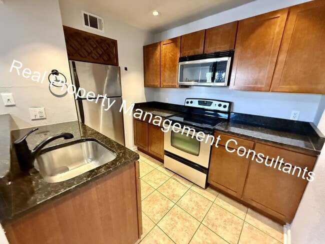 Photo - 4727 Jarboe St Unit 1