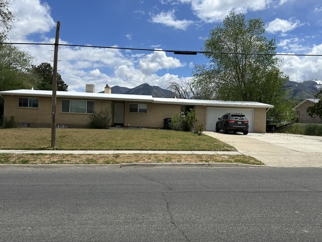 Photo - 575 S Coleman St Casa