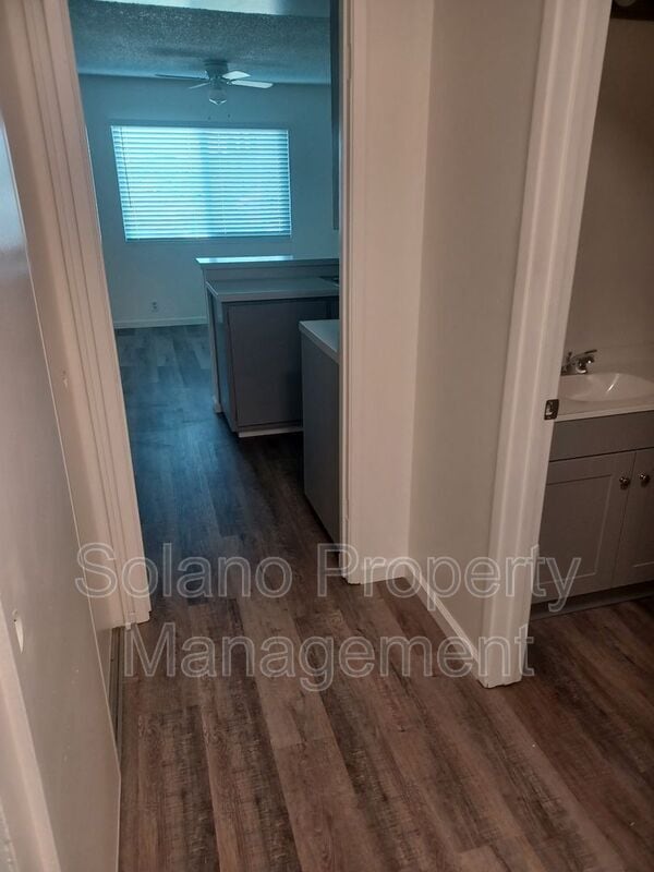 Building Photo - 766 E Tabor Ave Unit #8