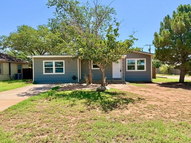 Building Photo - 609 Howard Dr