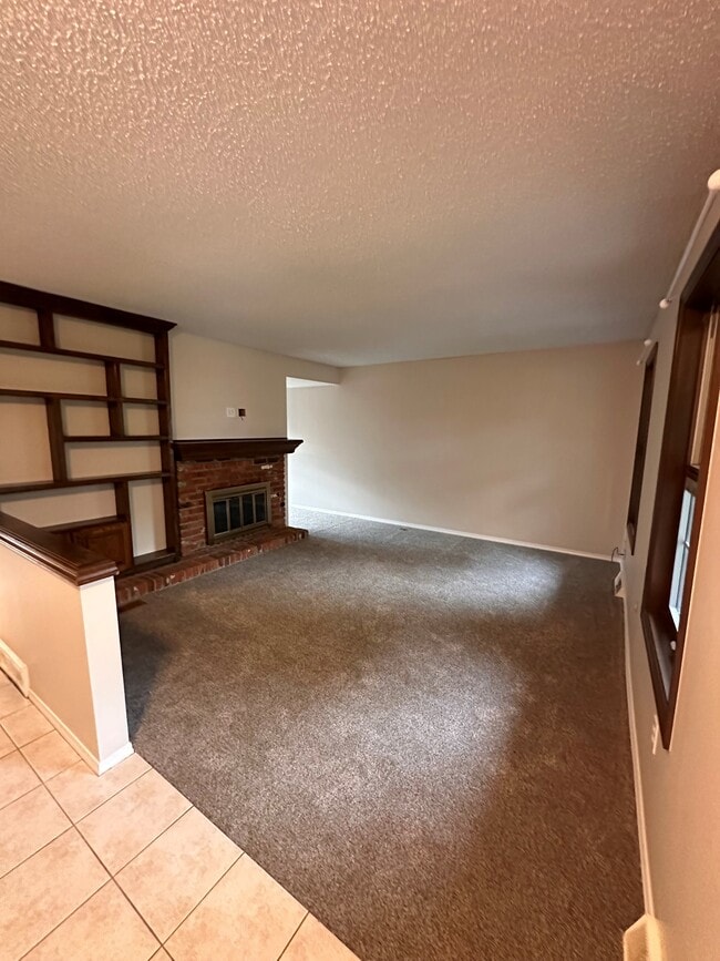 Livingroom - 7101 W Yale Ave