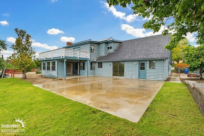 Photo - Spacious and Inviting 4Bdm 3Ba Home Nestled in the Scenic Hills of Fallbrook!