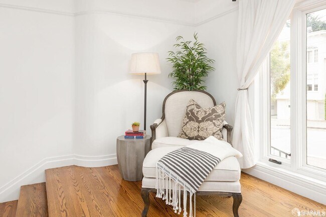 Photo - 2386 Union St Condo