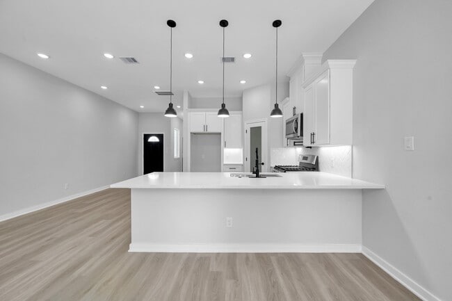 Photo - 14833 Spica Ct