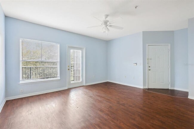 Photo - 6071 Westgate Dr Unit 323