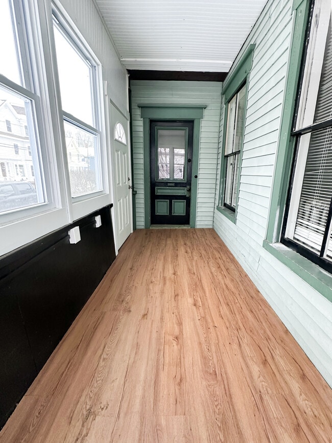 Building Photo - 357 Portland St Unit A