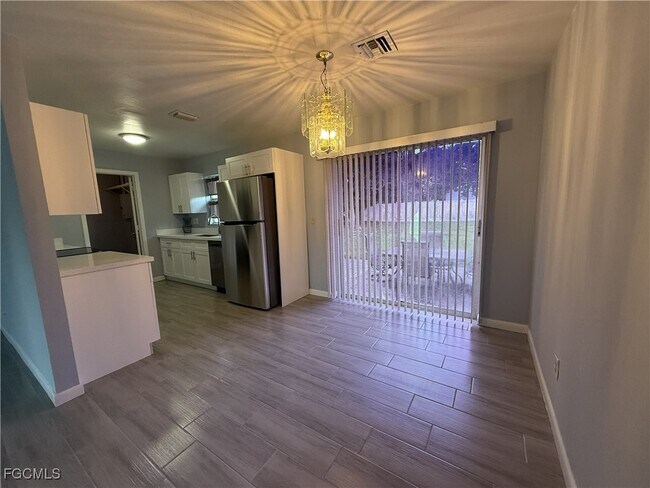 Photo - 13401 Fourth St