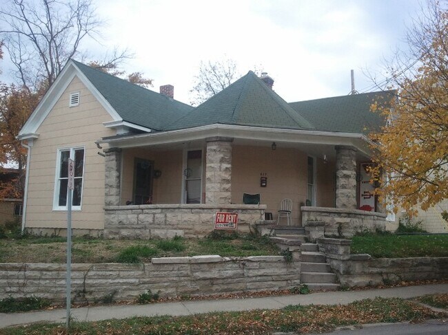 417 E 2nd St