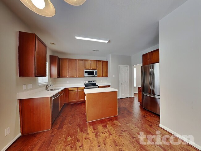 Photo - 5350 Esher Drive