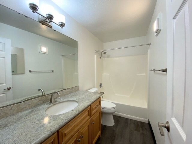 DayStar Apartments