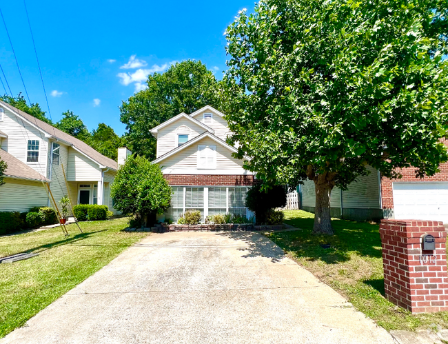 Building Photo - 1012 Mulberry Way Rental