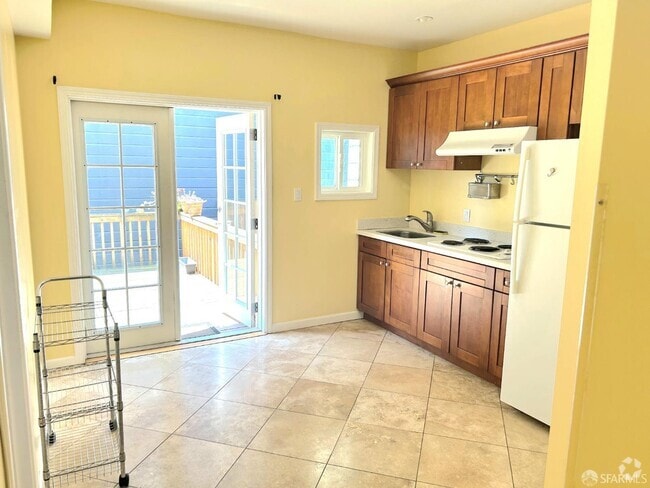 Building Photo - 2339 Turk Blvd Rental