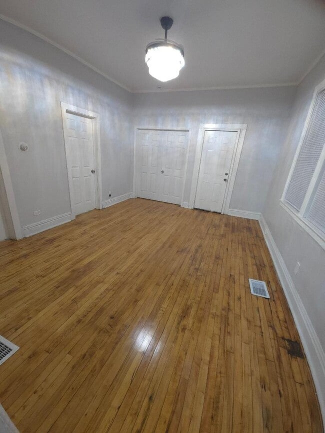 Photo - 5938 S LaSalle St Unidad 1