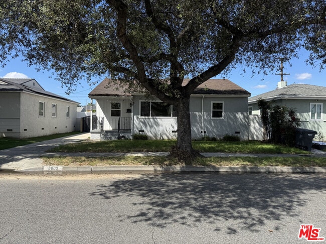 Photo - 6003 Bellflower Blvd