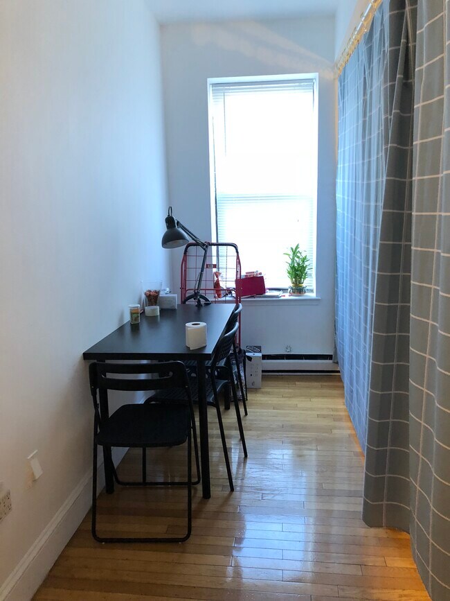 604 Columbus Ave Unit 3