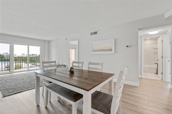 Photo - 51 Island Way Unit 411