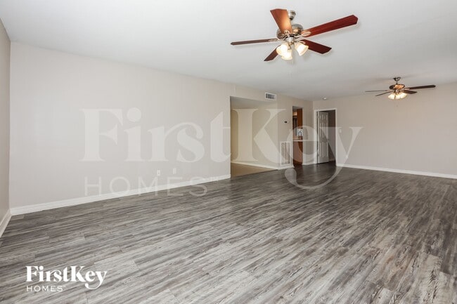 Photo - 1748 W Monte Ave