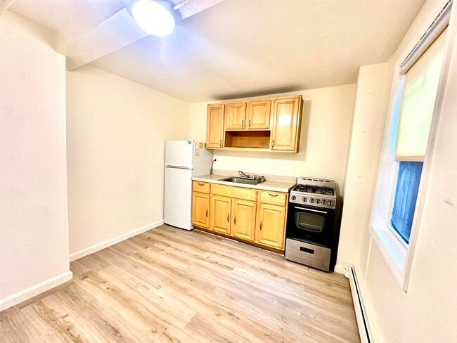 Photo - 813 7th St Unit 1