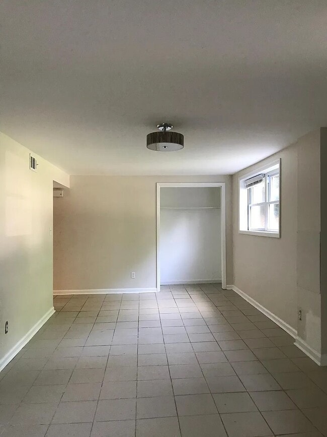 Photo - 1557 Conway Rd Unidad B