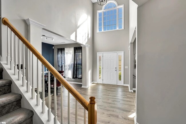 Photo - 504 Collingsworth Ln