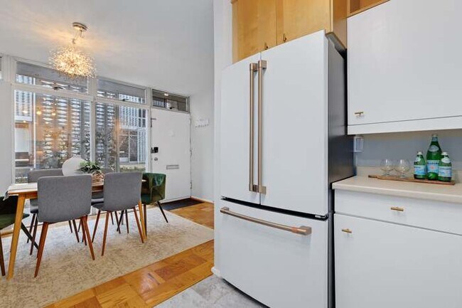 1316 4th St SW