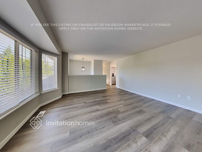 Photo - 3227 31st St Pl SE