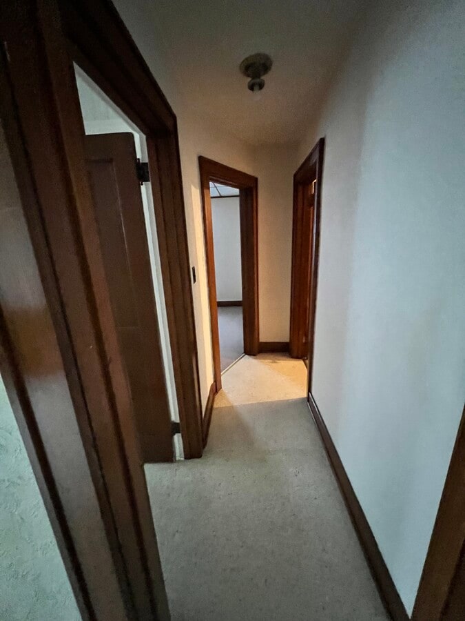 Photo - 330 W Catherine St