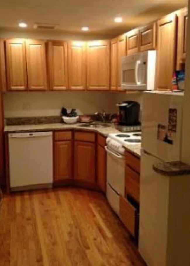Photo - 15 Euston Rd Condo