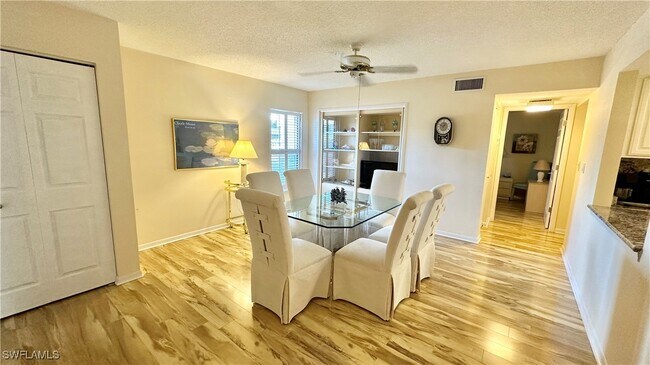 Photo - 6979 Winkler Rd Unidad 117