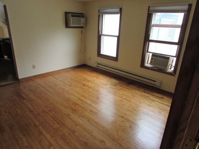 Photo - 1447 Williamson St Apartamento Unidad #2