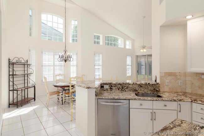 Photo - 1676 SW Harbour Isles Cir