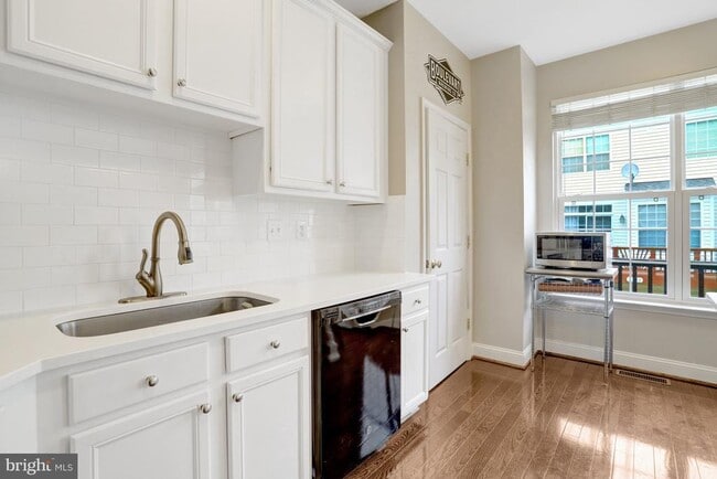 Photo - 2342 Huntington Station Ct