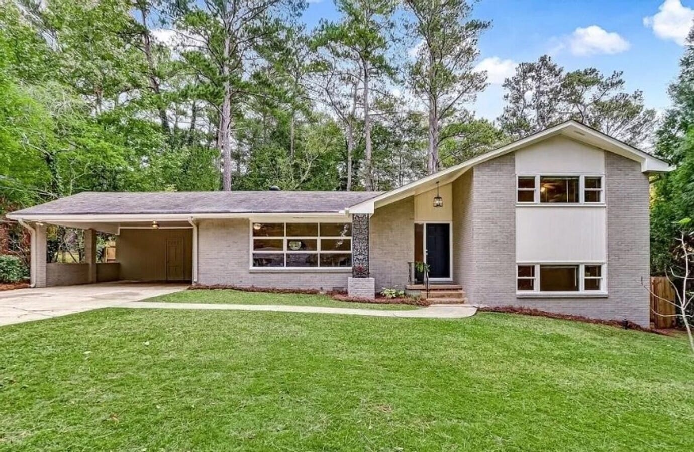 4 Bed 3 Bath in Atlanta! - 4 Bed 3 Bath in Atlanta!