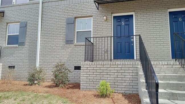 Photo - 2156 Park Terrace