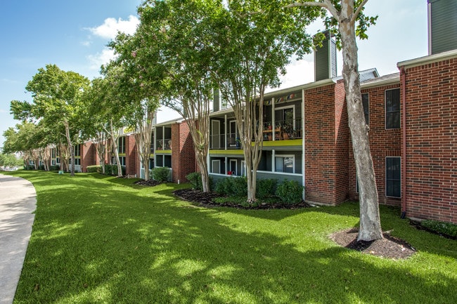 Building Photo - Patten East Rental