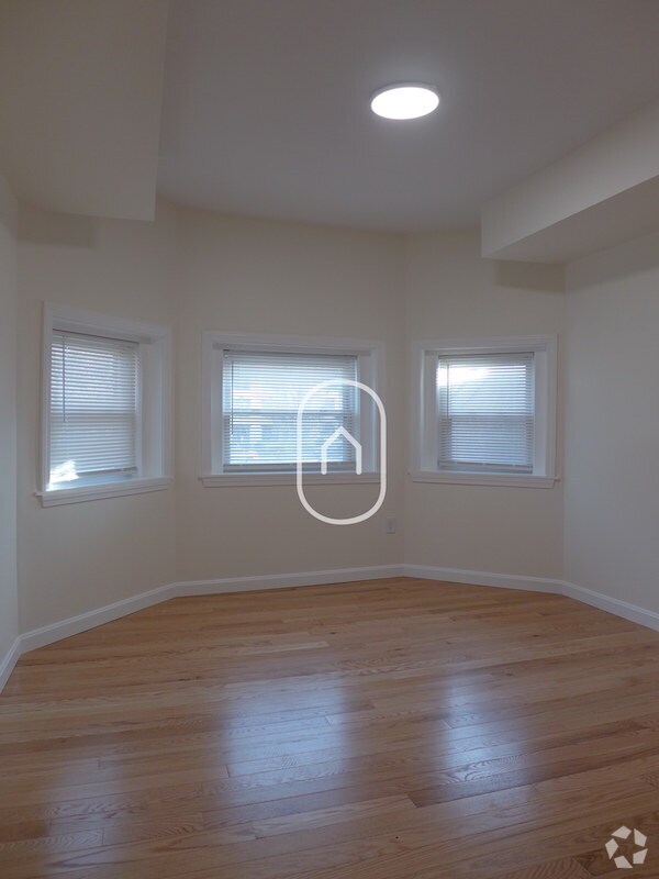 Building Photo - 20 Leamington Rd Unit 6 Rental