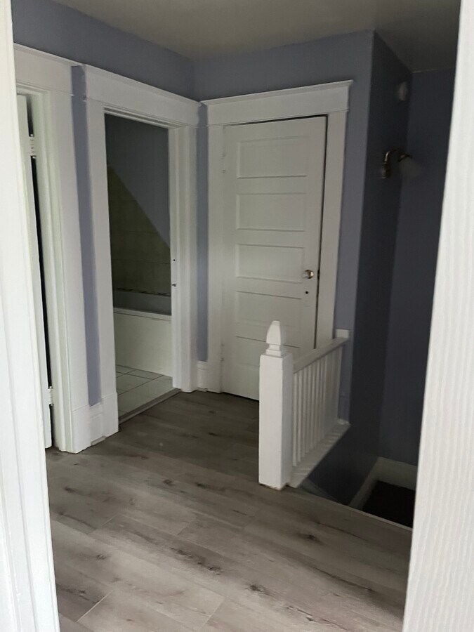 Photo - 208 Maple Ave