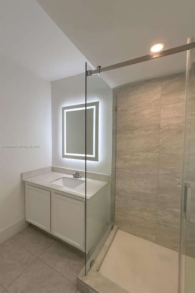 Photo - 445 SW 11th St Unit 209