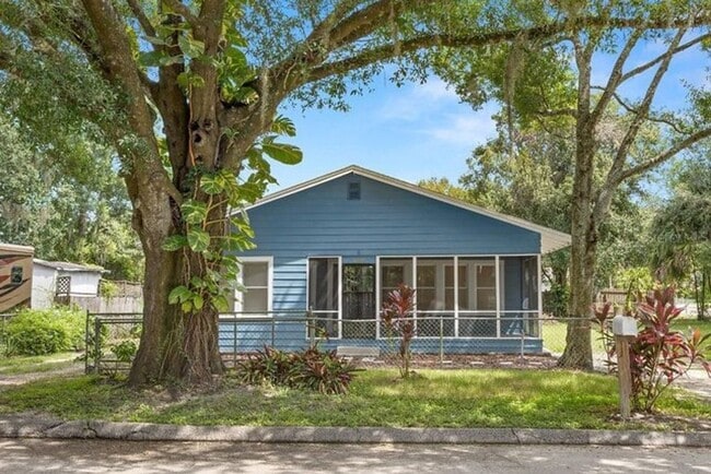 Photo - 2/2 Seminole Heights Bungalow