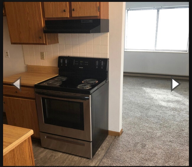 631 Vicksburg Dr Unit B