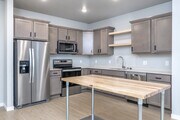 2BR, 2BA - 1,149SF - Kitchen