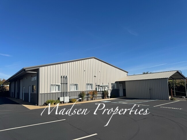 1115 E Ewald Ct Unit A