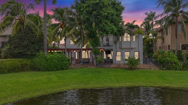 Photo - 10703 Versailles Blvd