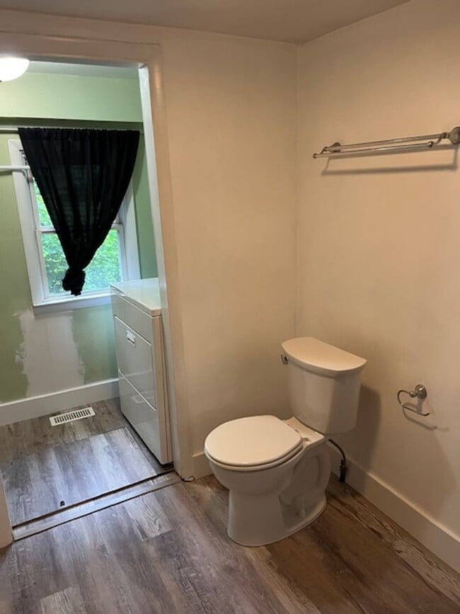 Photo - Charming 2-Bedroom Home Near Switchyard Park – Available August!