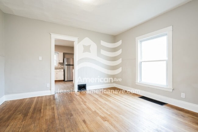Photo - 140 Studebaker St