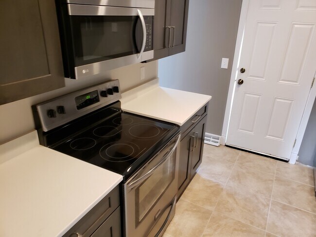 Photo - 5 bed Home - In Westminster - Available 6/5