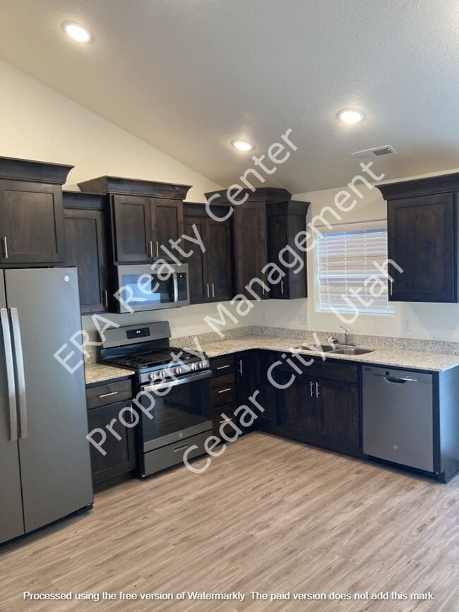 Photo - 2334 N 450 W