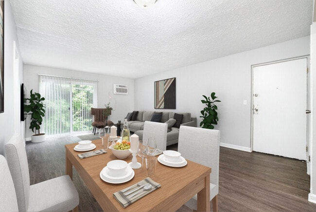 Aventura Apartments