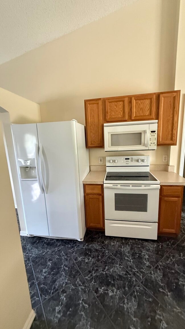 Photo - 5529 NW North Lundy Cir