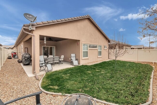 Photo - 205 Kelso Mesa Dr